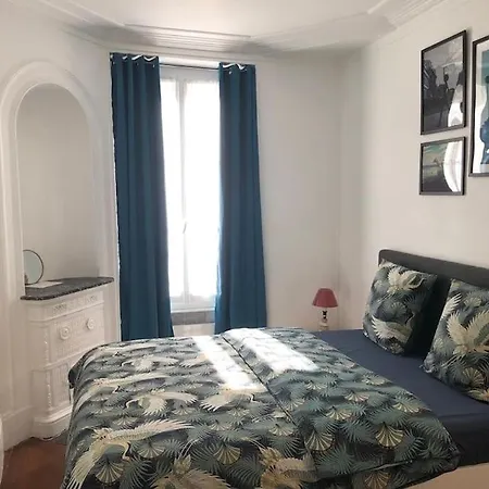 Appartement Appart 2 Pieces Champs-elysees-arc De Triomphe Paris